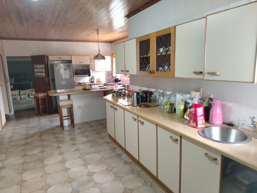 7 Bedroom Property for Sale in Bothasrus Eastern Cape